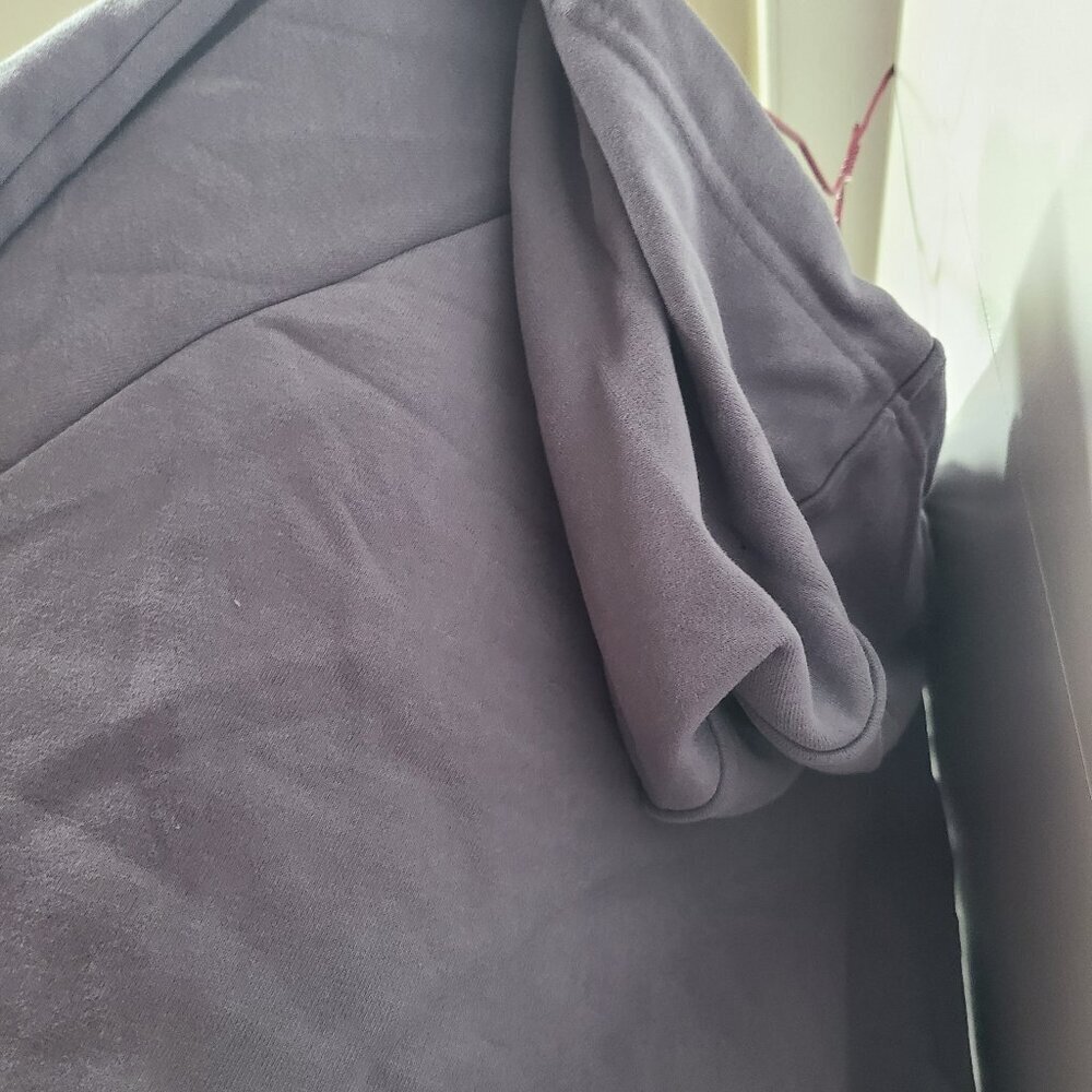 🥵 NWOT Oversized hoodie front pouch - Picture 4 of 5